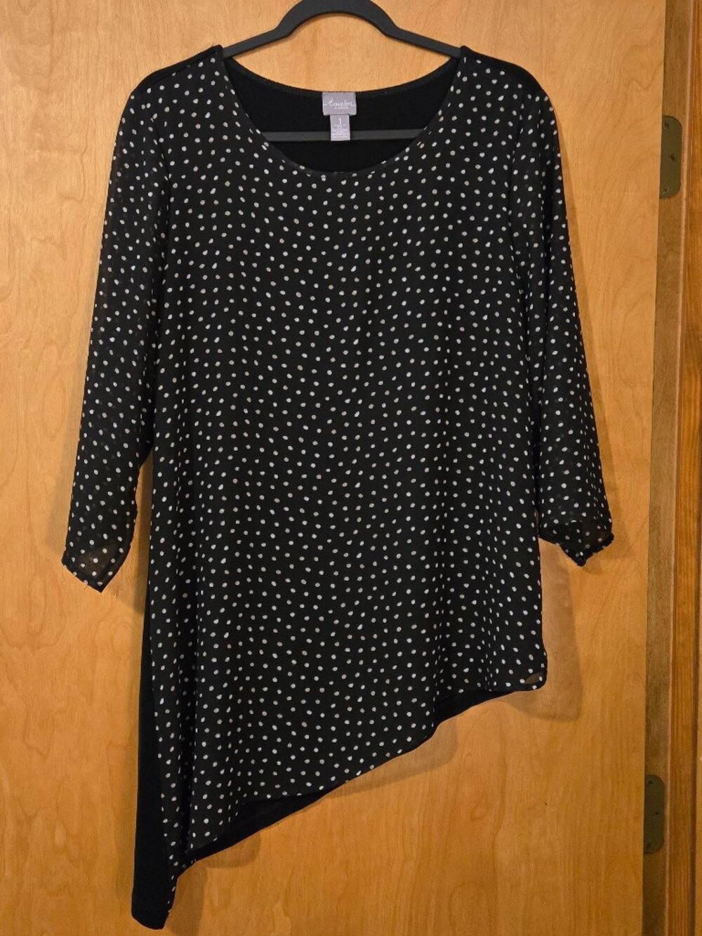 Chico's Travelers Black Polka Dot Asymmetrical Hem Sheer Sleeve Size 1 (M)
